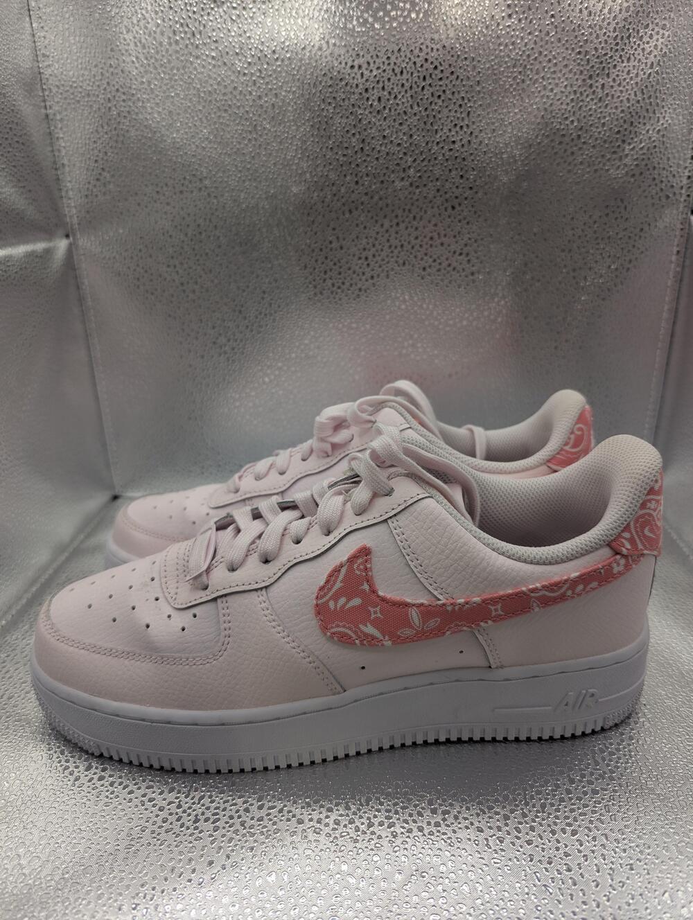 Nike Air Force 1 Shoes Womens Size 8.5 Pink Paisley Leather Swoosh FD1448-664